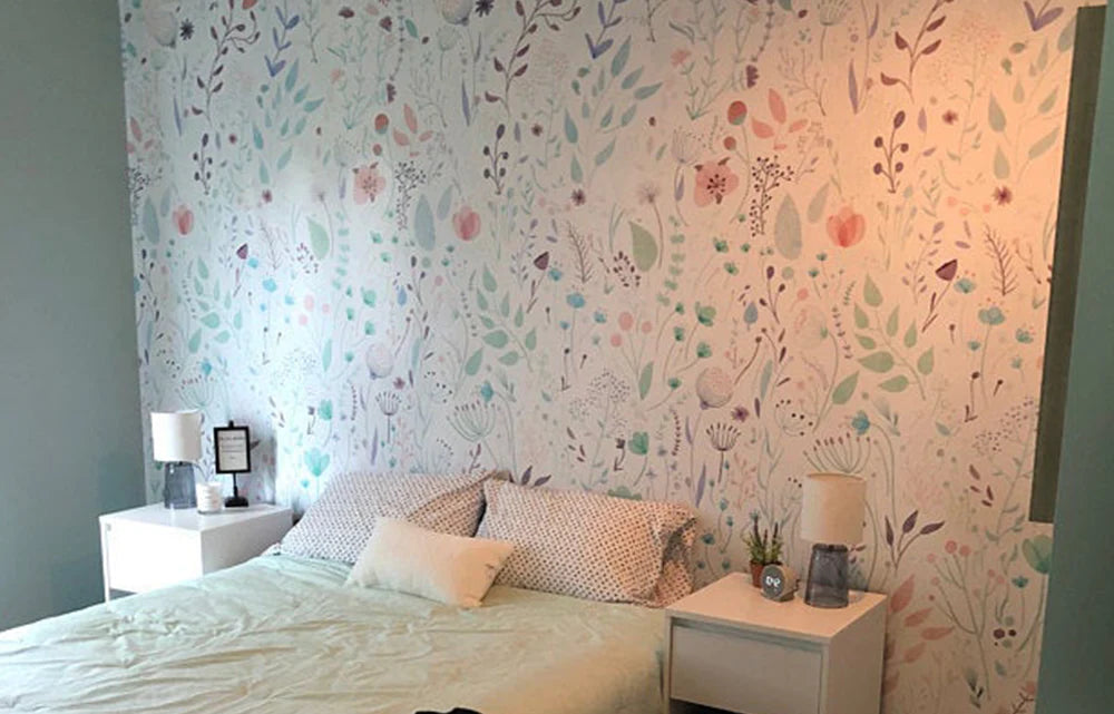 Best Tips for Applying Wallpaper Without Bubbles